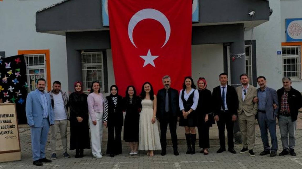 23 NİSAN ULUSAL EGEMENLİK ve ÇOCUK BAYRAMI KUTLU OLSUN!